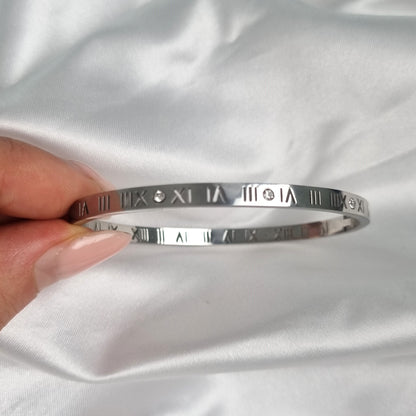 ROMAN BANGLE - SILVER