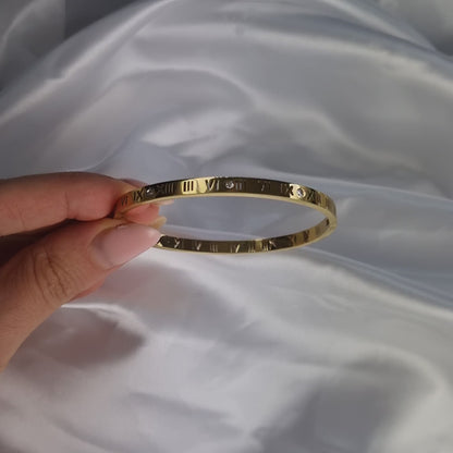 ROMAN BANGLE - GOLD